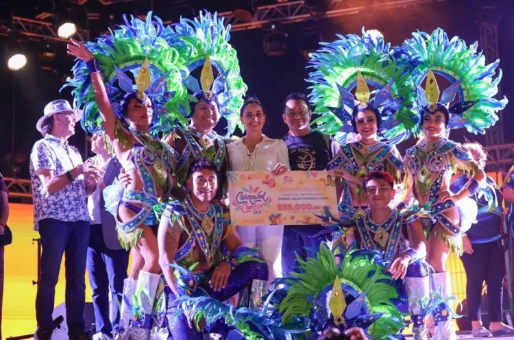 Con éxito rotundo y comunitario cerro el Carnaval Cancún 2025