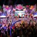 Bomba Estéreo pone a bailar a miles de personas en el “Carnaval del Pueblo” Playa del Carnen 2025