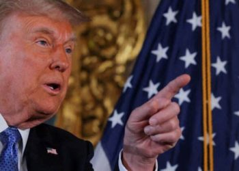 Donald Trump acusa a México y Canadá de hacer trampa en el comercio con Estados Unidos