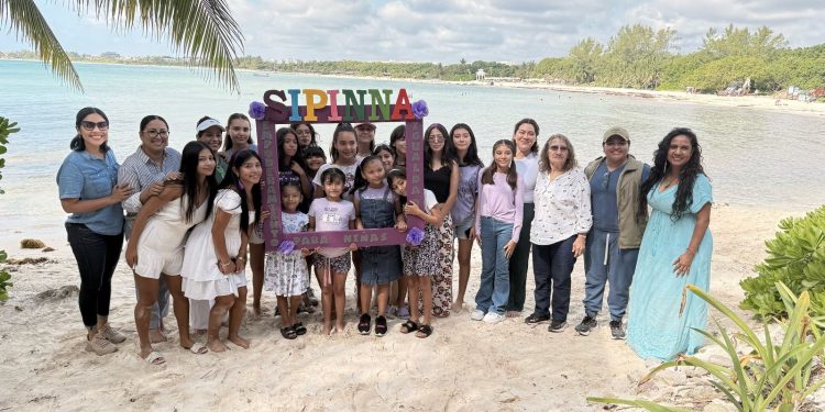 Funcionarias del Gobierno de Solidaridad comparten experiencias para inspirar a niñas y adolescentes