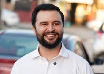 DIP. KIWI ERIC ARCILA ARJONA, CONOCIDO POR CORRUPTO Y LADRÓN, PLANEA RECIBIR JUGOSOS “MOCHES” POR APROBACIÓN DE LAS CUENTAS PÚBLICAS EN LAS PRÓXIMAS SEMANAS