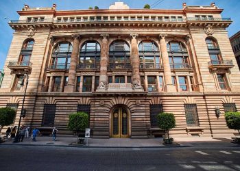 Banxico anticipa más recortes de tasas