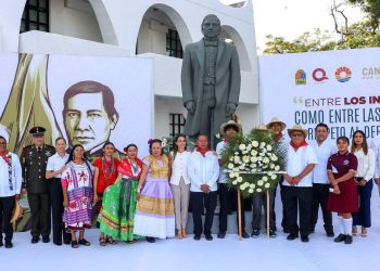 Ana Paty Peralta encabezó homenaje cívico por el 219 Aniversario del natalicio de Don Benito Juárez García