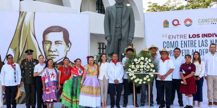 Ana Paty Peralta encabezó homenaje cívico por el 219 Aniversario del natalicio de Don Benito Juárez García