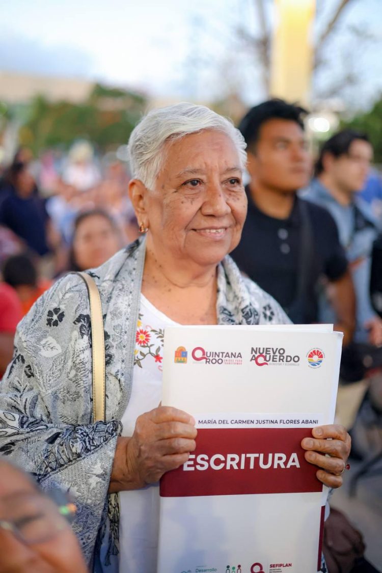 Continúan dando certeza jurídica a las familias benitojuarenses, al entregar subdivisiones y escrituras provenientes del programa de Regularización para el Bienestar Patrimonial