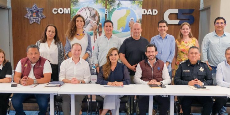 Mara Lezama revisa avances en compromisos con el Consejo Hotelero del Caribe Mexicano para enriquecer la experiencia del turismo