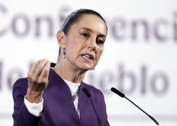 Claudia Sheinbaum anuncia llamada con Donald Trump para discutir aranceles