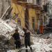 Mujer de 74 años es rescatada tras 27 horas bajo los escombros en Italia