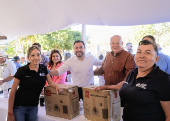 BIENESTAR ENTREGA APOYOS A FAMILIAS DE 18 EJIDOS DE CANDELARIA