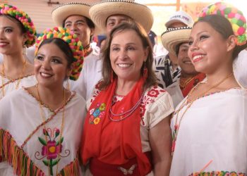 Mujeres de Humo reciben a Rocío Nahle en el Nicho de Aromas y Sabores