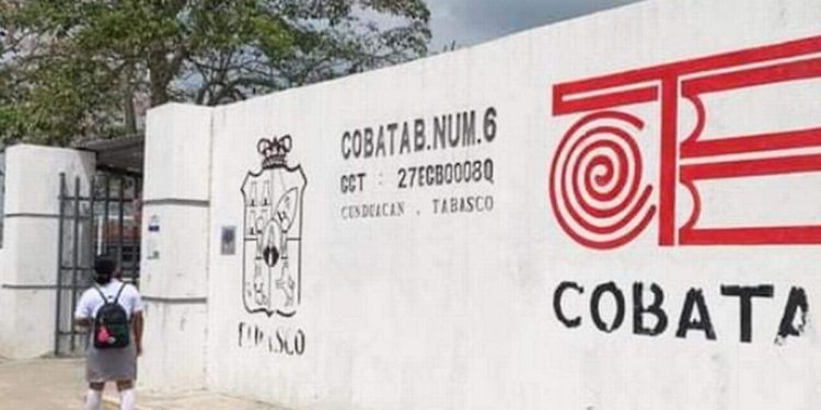 Activa Plantel 1 del Cobatab protocolo en casos de violencia y acoso ante denuncia contra profesor