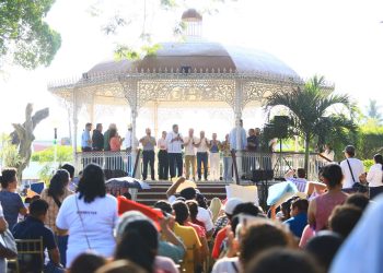 Javier May inaugura obras por más de 12.4 mdp en Teapa
