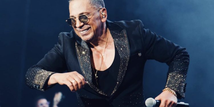 Alberto Barros hace vibrar a la Cumbre Tajín con su ritmo inigualable