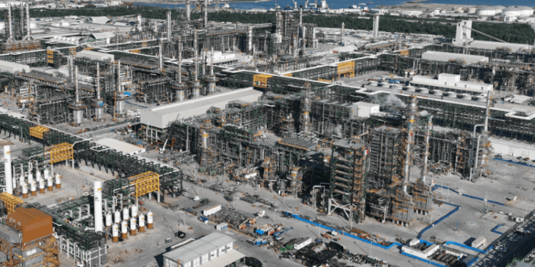 Sheinbaum preocupada por situación en Paraíso tras conclusión de refinería: Padilla