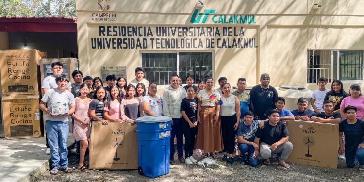 RESIDENCIAS ESTUDIANTILES DE CALAKMUL RECIBEN EQUIPAMIENTO