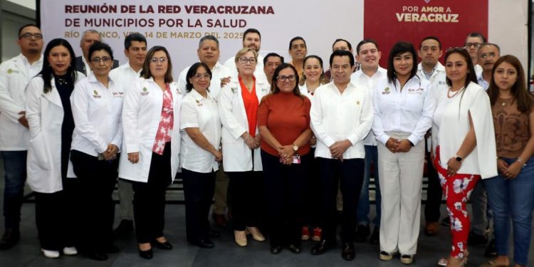 Verifica Secretaría de Salud atención a usuarios y disponibilidad de medicinas en hospitales