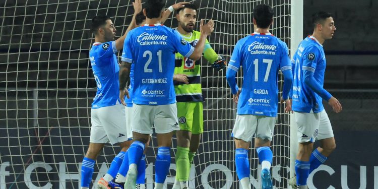 Cruz Azul y Monterrey empatan en la Concachampions