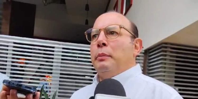 Dos aspirantes buscan la presidencia del CCET