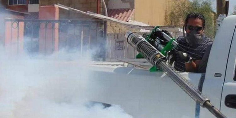 Hoy empieza jornada de fumigación contra el dengue en Tabasco