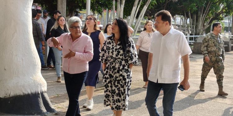 Supervisión del stand ganadero en el Parque de Feria para la Feria Tabasco 2025