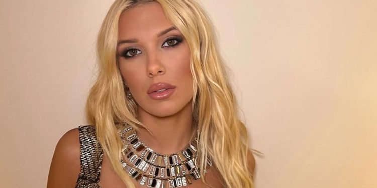Eiza González apoya a Millie Bobby Brown tras críticas por su apariencia