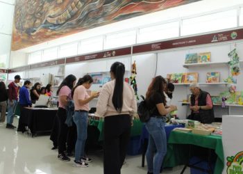 Cuarto día de la Feria Internacional del Libro UJAT 2025 contará con 20 actividades