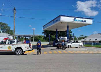 Clausuran gasolinera en Tierra Colorada en Centro por orden judicial