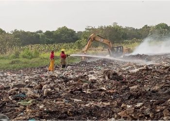 Avance del 80% en la sofocación del incendio en el basurero de Cunduacán