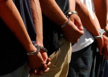 Detienen a célula delictiva en Huimanguillo; decomisan droga y armas