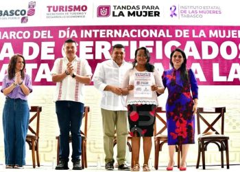 Arranca en Comalcalco el programa «Tandas para la Mujer» con la entrega de 750 certificados