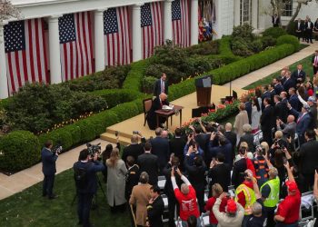 Donald Trump anunció un paquete de aranceles recíprocos a casi 60 países, sin incluir a México