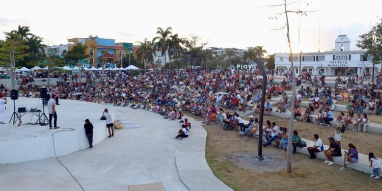 Un éxito, la “Búsqueda de Huevos de Pascua” en Playa del Carmen