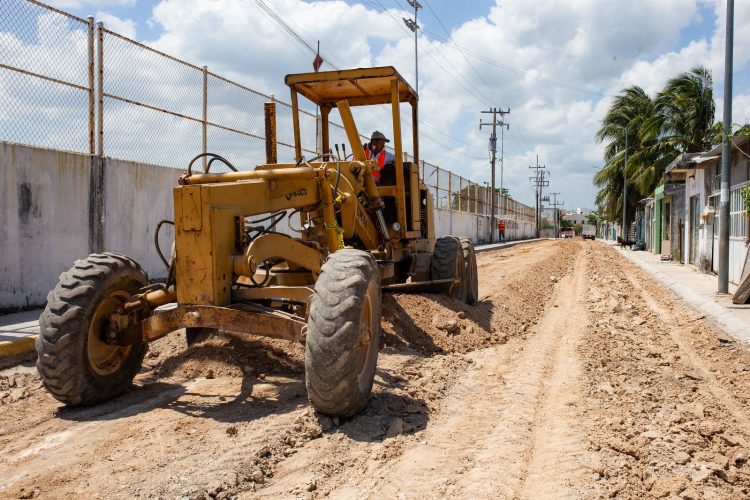 Puerto Aventuras recibe la inversión más grande en pavimentación de su historia, gracias al gobierno de Estefanía Mercado