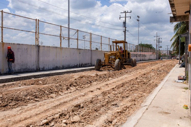 Puerto Aventuras recibe la inversión más grande en pavimentación de su historia, gracias al gobierno de Estefanía Mercado