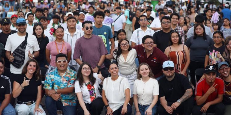 La juventud es la fuerza de Cancún: Ana Paty Peralta