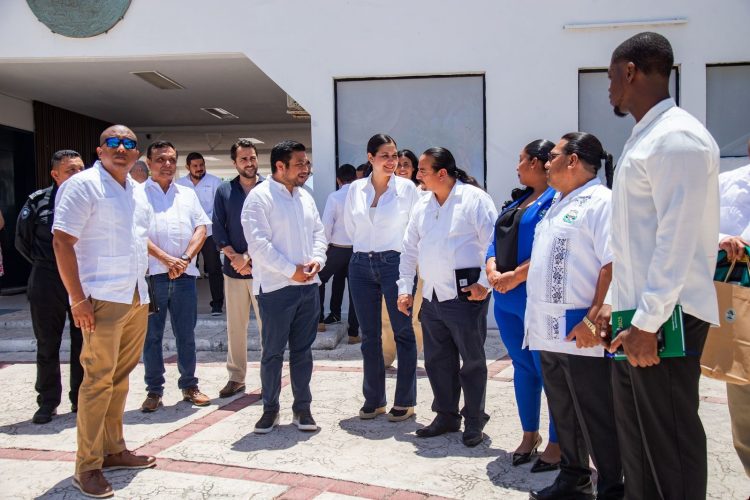 Playa del Carmen fortalece lazos internacionales: Estefanía Mercado recibe al alcalde de Belmopán, Belice, y comparte avances de transformación turística y de seguridad