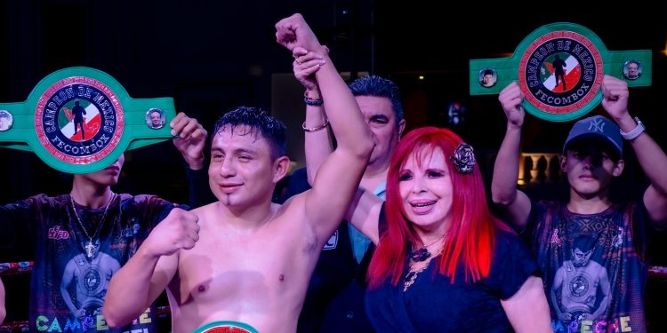 ÁNGEL «CHANEKE» CHAN SE CORONÓ CAMPEÓN WELTHER DEL SURESTE