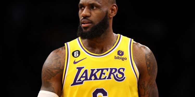 Los Lakers muestran su poderío y arrollan al líder Thunder