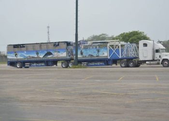 Comienza instalación de juegos mecánicos para la Feria Tabasco 2025