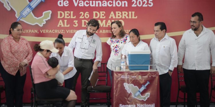 Arranca Semana Nacional de Vacunación; Rocío Nahle garantiza más de 670 mil dosis