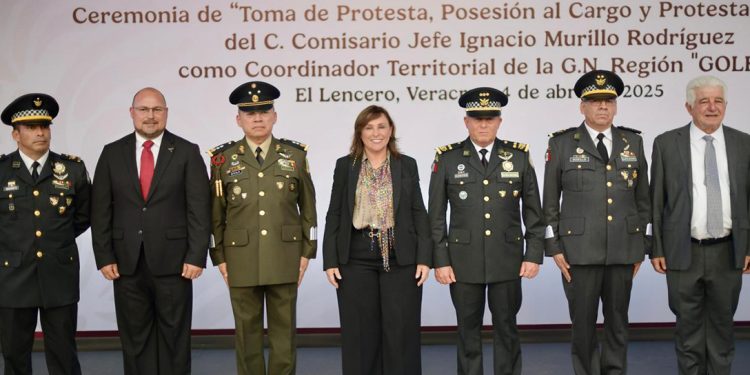 En El Lencero se lleva a cabo la Toma de Protesta del Comisario de la Zona Golfo de la Guardia Nacional en presencia de la gobernadora Rocío Nahle