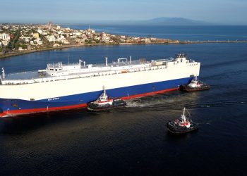 Corredor Interoceánico ya da frutos: buque con vehículos Hyundai zarpa desde Coatzacoalcos rumbo a EE.UU.