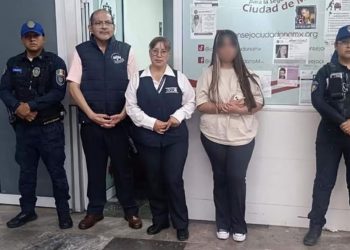 Rescatan a adolescente de Guadalajara que fue citada con engaños en terminal de autobuses de CDMX