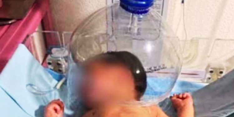 Médicos de Tabasco, reconocidos como “héroes” por improvisar con recursos limitados: Fabián Granier