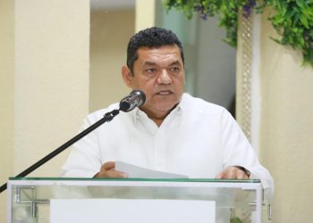 Gobernador Javier May refrenda compromiso de edificar nuevo Hospital Rovirosa