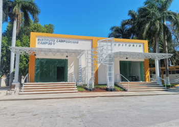 AUDITORIO DE SUSOS MÚLTIPLES DEL INSTITUTO CAMPECHANO CAMPUS V