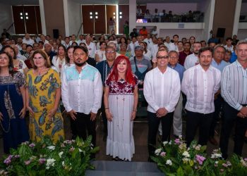 LAYDA SANSORES, DESTACÓ LA LABOR, COMPROMISO Y ENTREGA DE LOS  TRABAJADORES ESTATALES DEL GOBIERNO DEL ESTADO