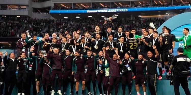 México sube al puesto 17 en el primer ranking FIFA de 2025