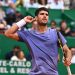 Carlos Alcaraz alcanza las semifinales en Montecarlo; Tsitsipas queda fuera
