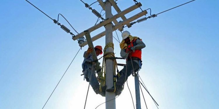 Buscará gobernador reunión con CFE para mejorar la red eléctrica en Tabasco